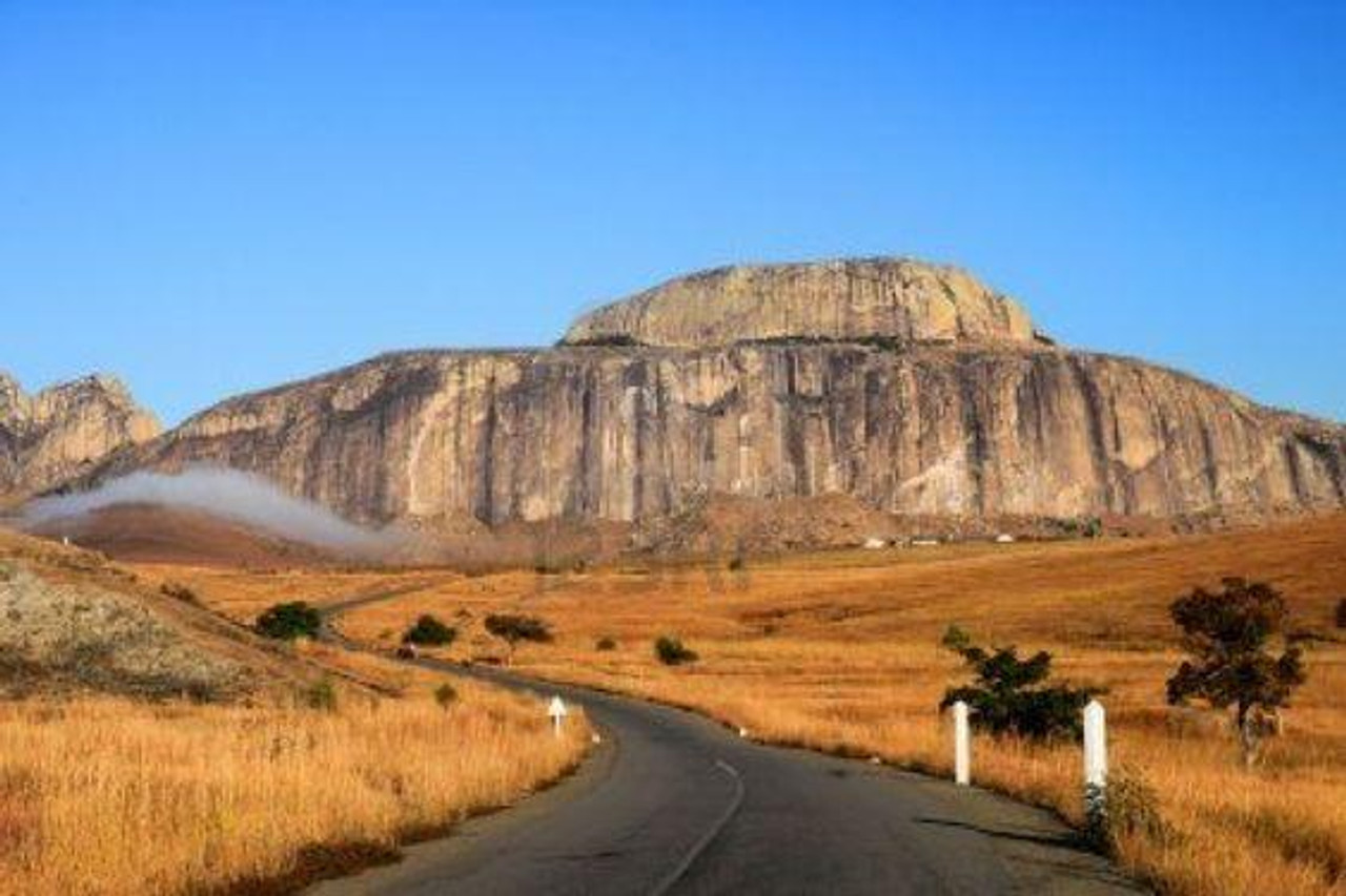 DES HAUTES TERRES AUX RIVAGES DU CANAL DE MOZAMBIQUE