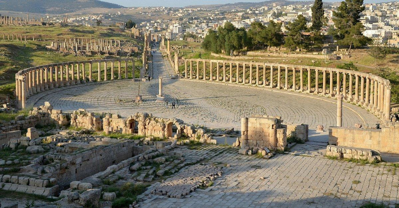 À la découverte de l'histoire et de la culture du Royaume du temps