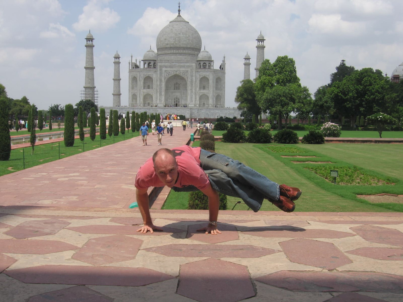 yoga tour