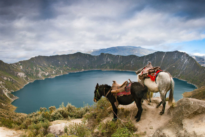 Cuicocha, lac d'altitude et le Milieu du Monde