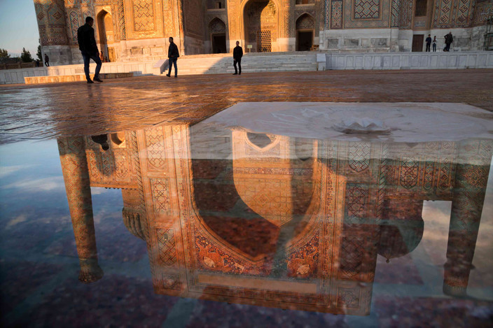 Voyage à Samarkand via Guijdouvan