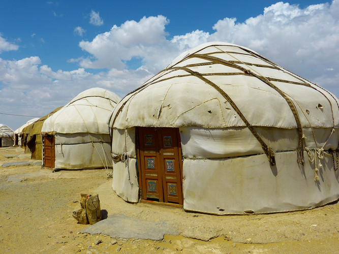 BOUKHARA - GUIJDUVAN - NURATA - CAMP DES YOURTES