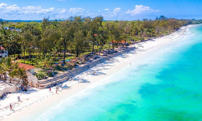 Maasai Mara to Diani Beach
