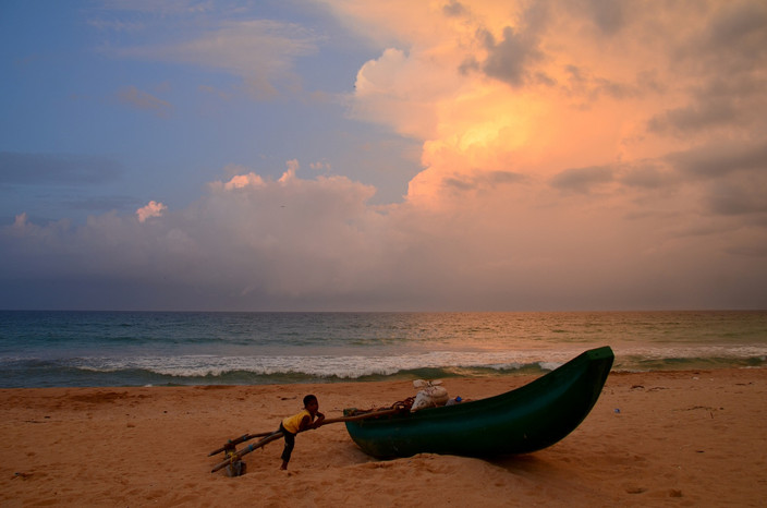 Détente sur les plages dorées de Beruwela