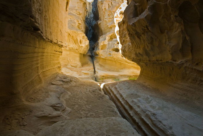 Bushehr - Bandar e Kangan - Siraf - Bandar e Lengeh