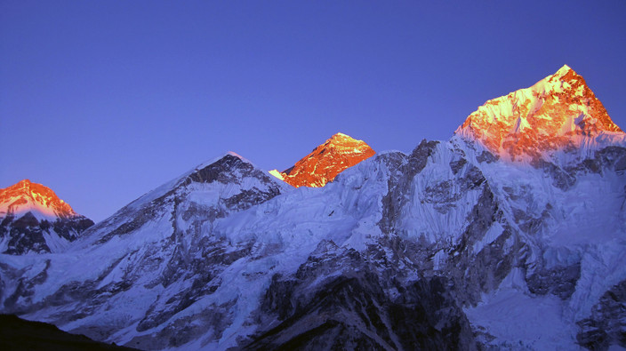 Gorek Shep à Kala Patthar (5545 m) à Pheriche (4280 m)