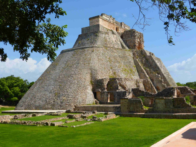 Site archéologique d'Uxmal, village de Muna et découverte d'une Hacienda