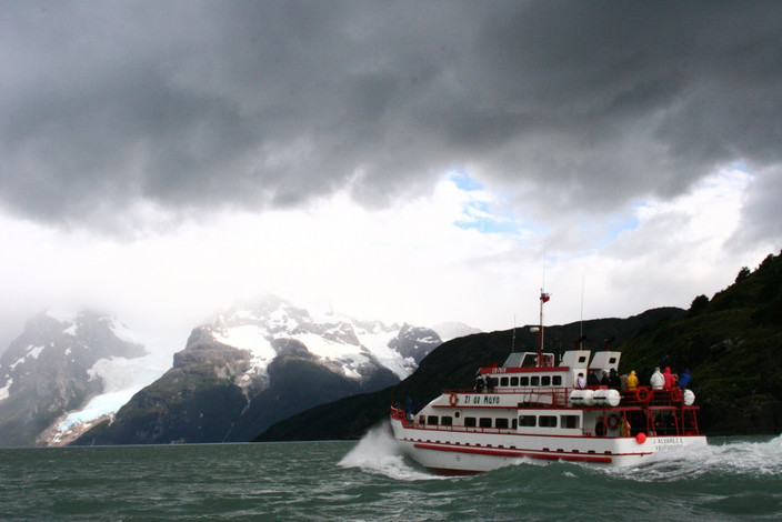 JOURNEE NAVIGATION dans le FJORD ULTIMA ESPERANZA