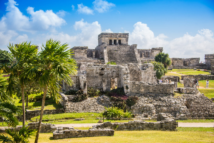 Lever du soleil sur les ruines de Tulum