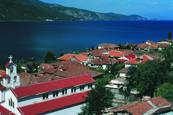 TIRANA - TUSHEMISHT