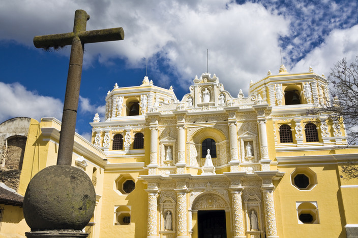 J14 ANTIGUA-GUATEMALA OUT