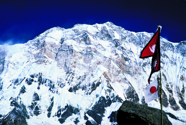 Jour 13 : Vol de retour à Kathmandu ; durée du vol : 30 minutes.