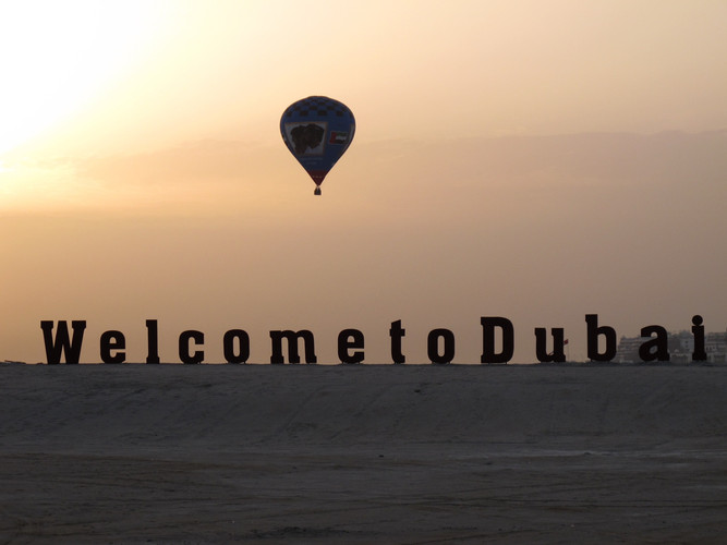 AANKOMST DUBAI INTERNATIONALE LUCHTHAVEN