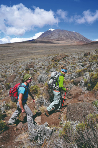 Escalader le Mt Ol Donyo Lengai - Activité volcanique - Montagne de Dieu des Masaï