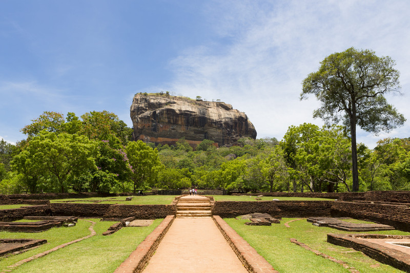 DAMBULLA - SIGIRIYA - HIRIWADUNNA - DAMBULLA