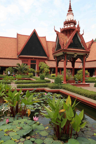 Phnom Penh - Killing Fields, Musée du génocide, Musée National et Palais Royal