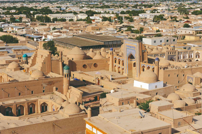 Boukhara - Khiva (440km, 8-9h).