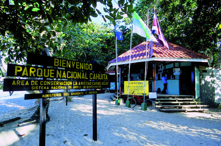 Cahuita - Puerto Viejo (30min AR)