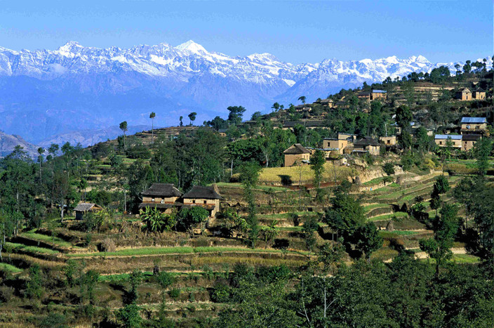 Vol intérieur: Katmandou - Biratnagar, route sur Hile (1950m)