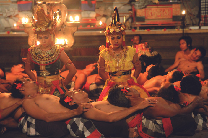 JIMBARAN - temple Uluwatu, danse sacrée balinaise