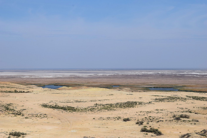 Boukhara - Nourata - Yanguigazgan - 270 km