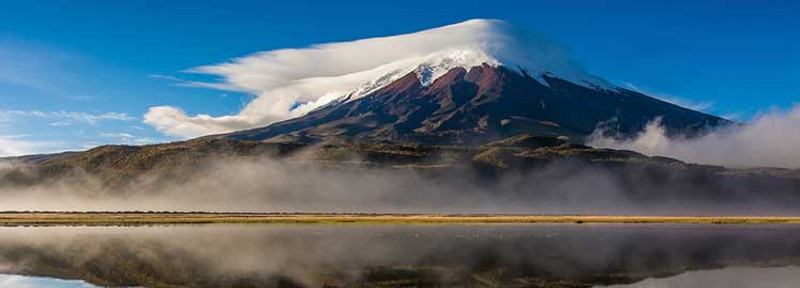 Randonnée dans l'avenue des volcans