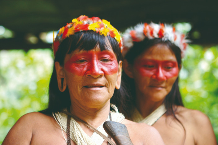 Rencontre avec les communautes indigenes.