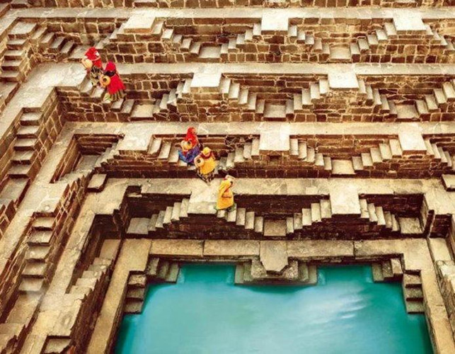 Jaipur- Abhaneri- Fatehpur sikri- Agra - Trajet:- 240kms/ 4h30 de route