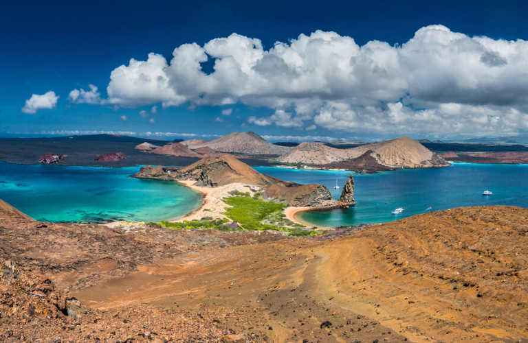 thegalapagosislands-panoramaofthegalapagosislandsfromthe