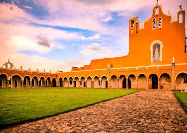 Merida - Izamal - Cancún