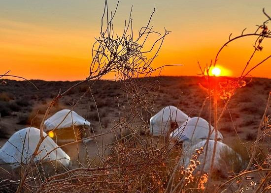 Village Sentob – Lac Aydar – Campement de yourtes (130km~2,5h de route)