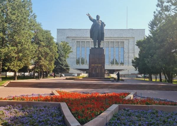 Kyzyl oï-Suusamyr-Bishkek