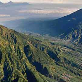 Entre Temples & Volcans, de Java à Bali