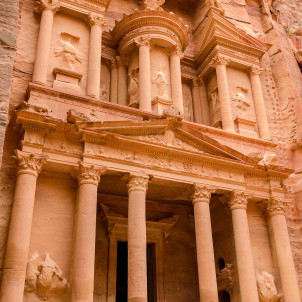 Von der Roten Wüste nach Petra, der Rose