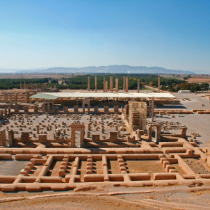 Discover the Iranian plateau